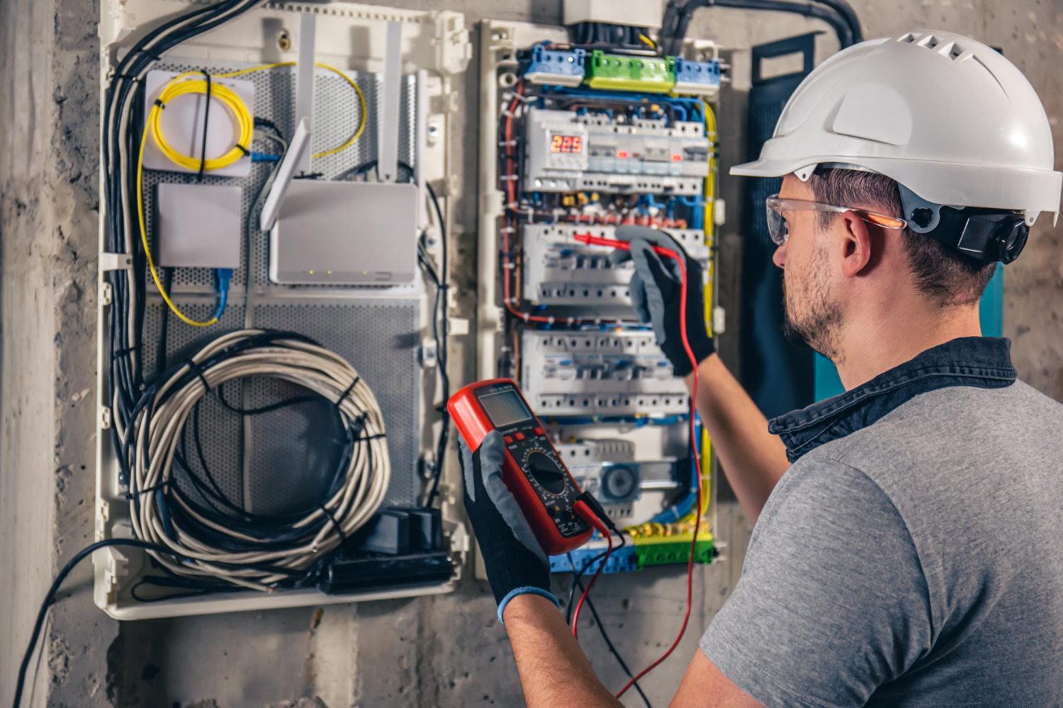 Instalacje elektryczne